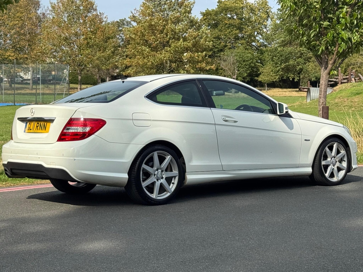 Used Mercedes-Benz C-Class 2011 for sale - 76137064: Photo 16