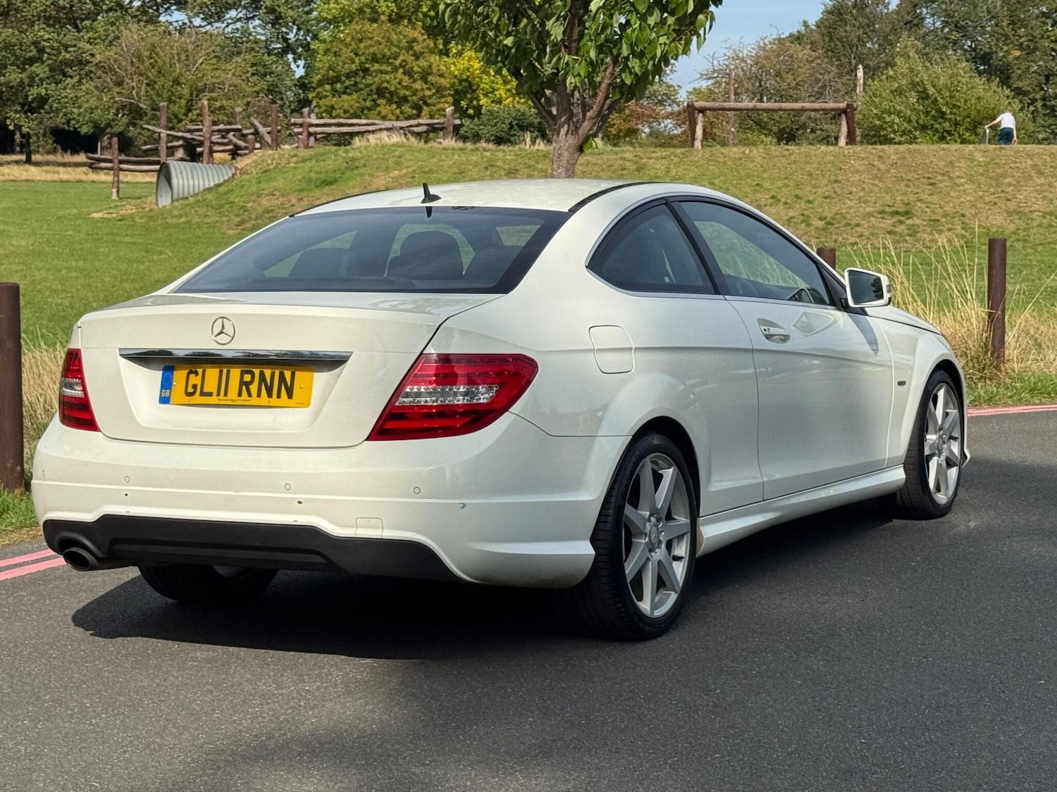 Used Mercedes-Benz C-Class 2011 for sale - 76137064: Photo 17