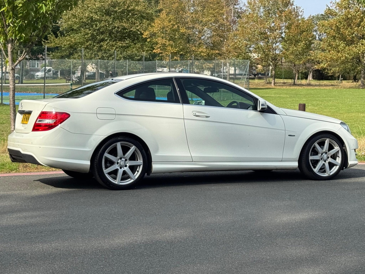 Used Mercedes-Benz C-Class 2011 for sale - 76137064: Photo 20