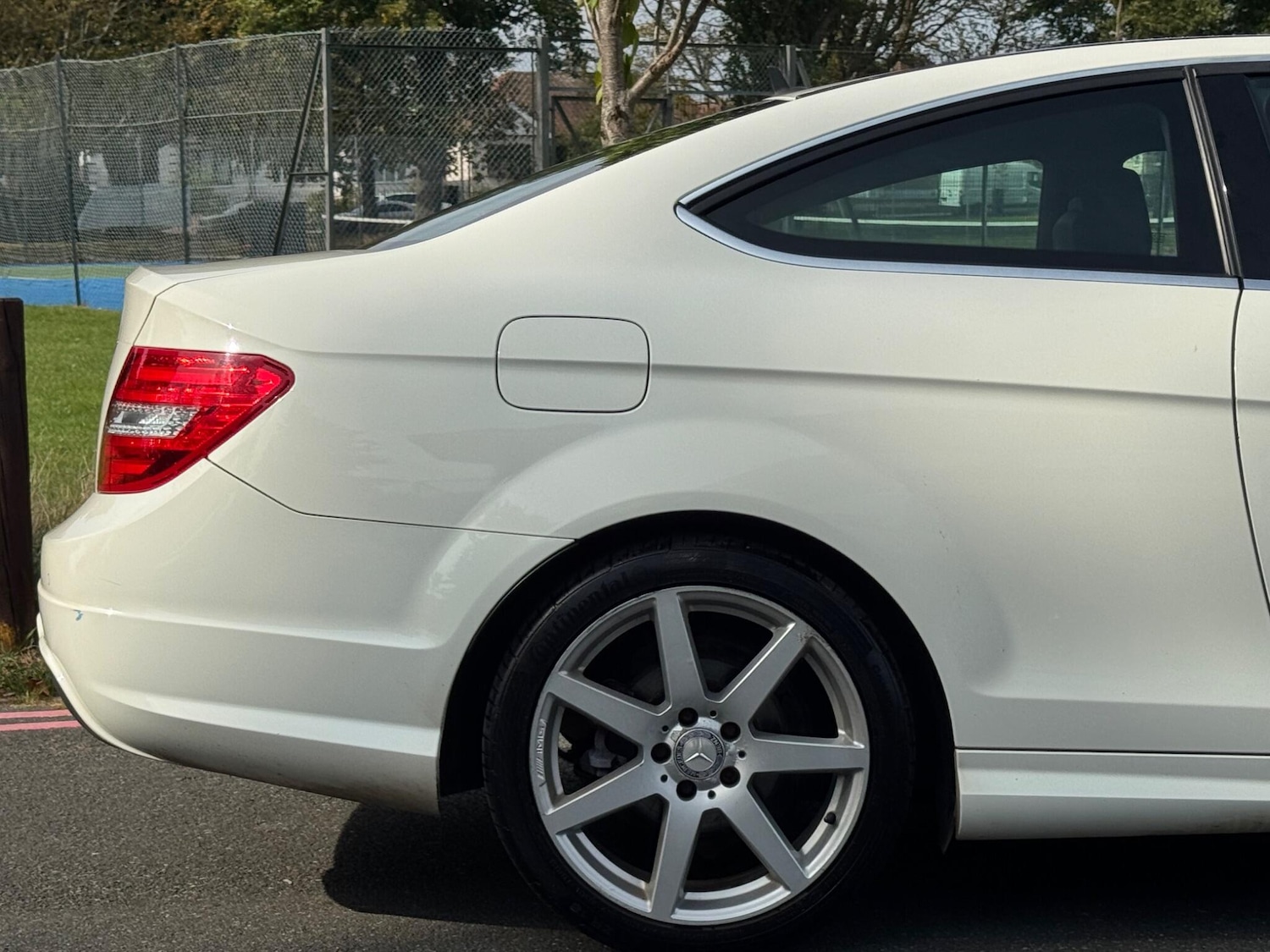 Used Mercedes-Benz C-Class 2011 for sale - 76137064: Photo 21
