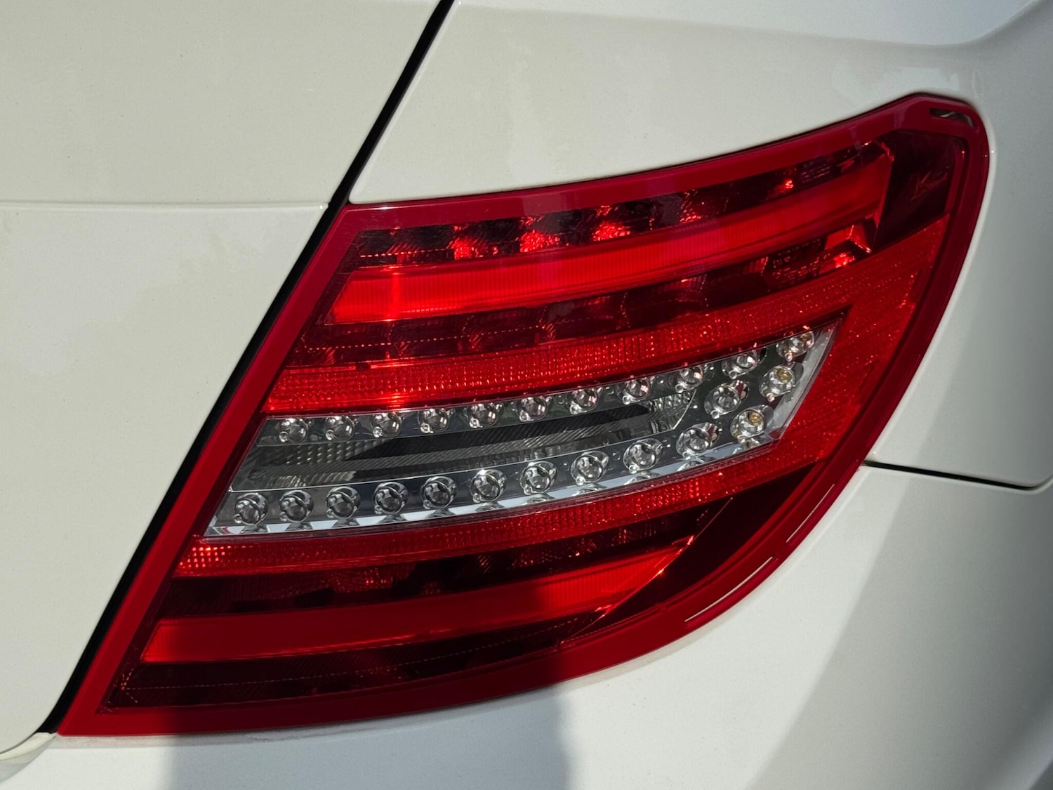 Used Mercedes-Benz C-Class 2011 for sale - 76137064: Photo 23