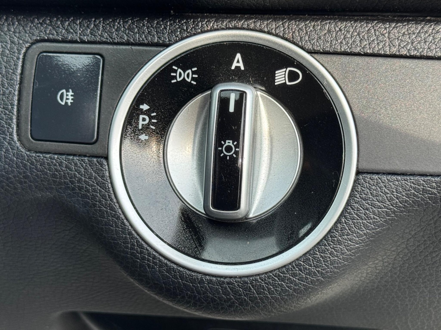 Used Mercedes-Benz C-Class 2011 for sale - 76137064: Photo 29