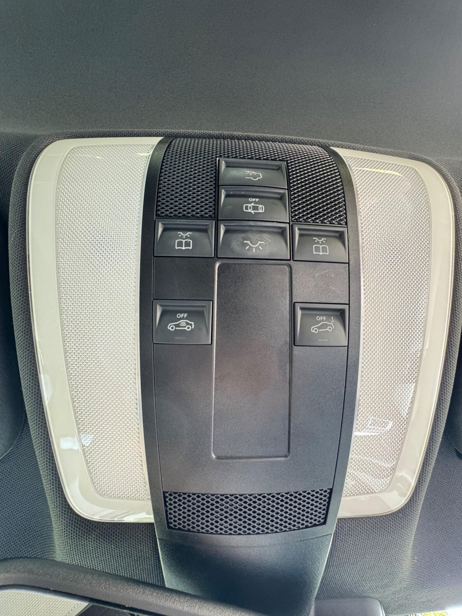 Used Mercedes-Benz C-Class 2011 for sale - 76137064: Photo 65