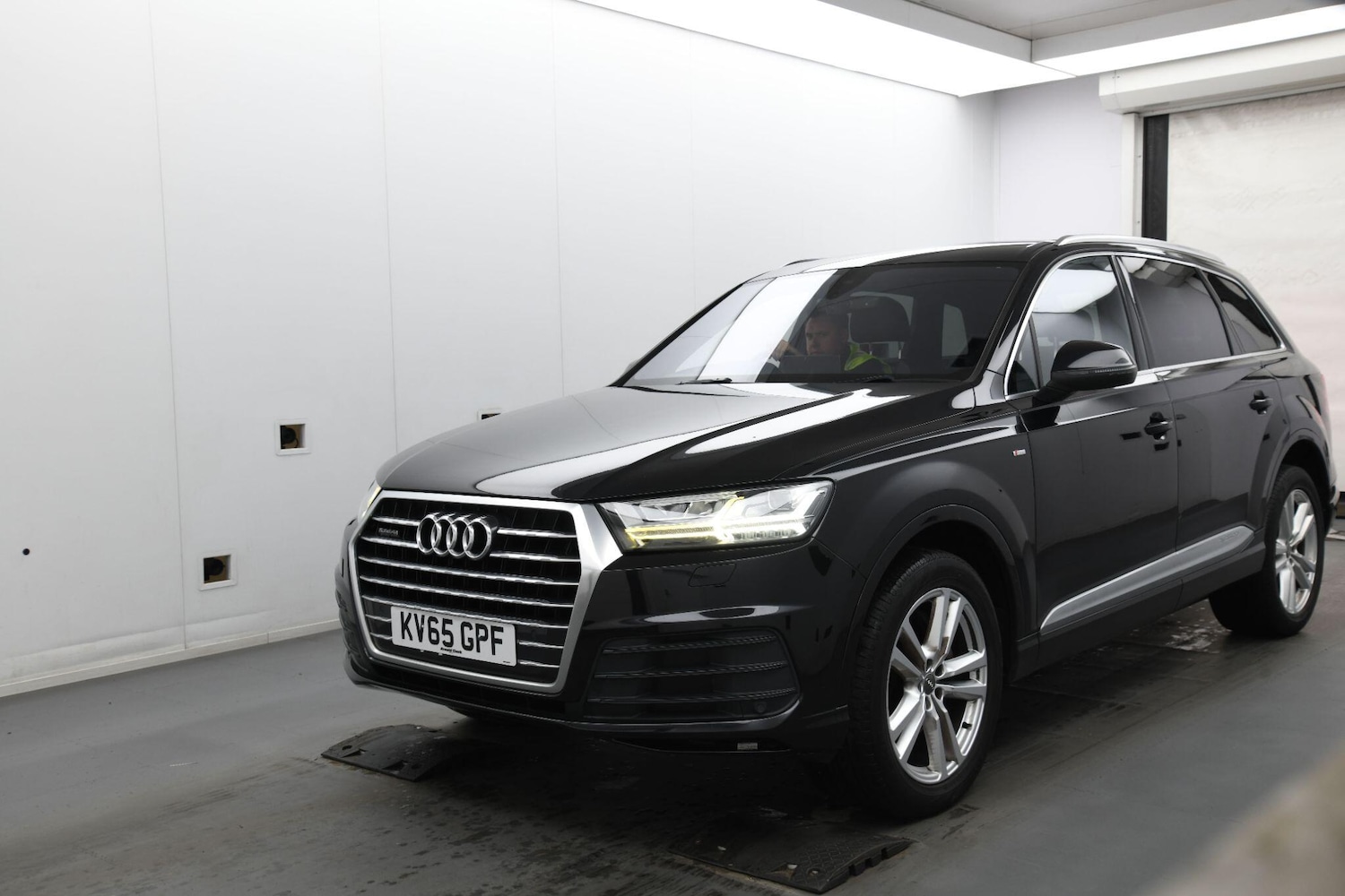 Used Audi Q7 2015 for sale - 76151376: Photo 1