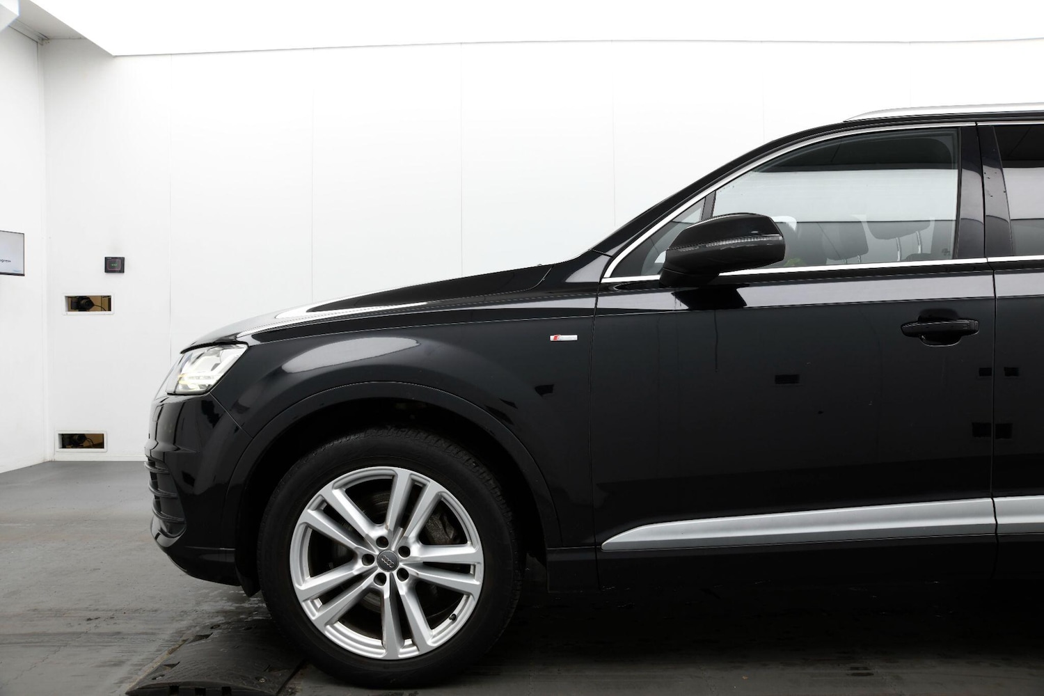 Used Audi Q7 2015 for sale - 76151376: Photo 13
