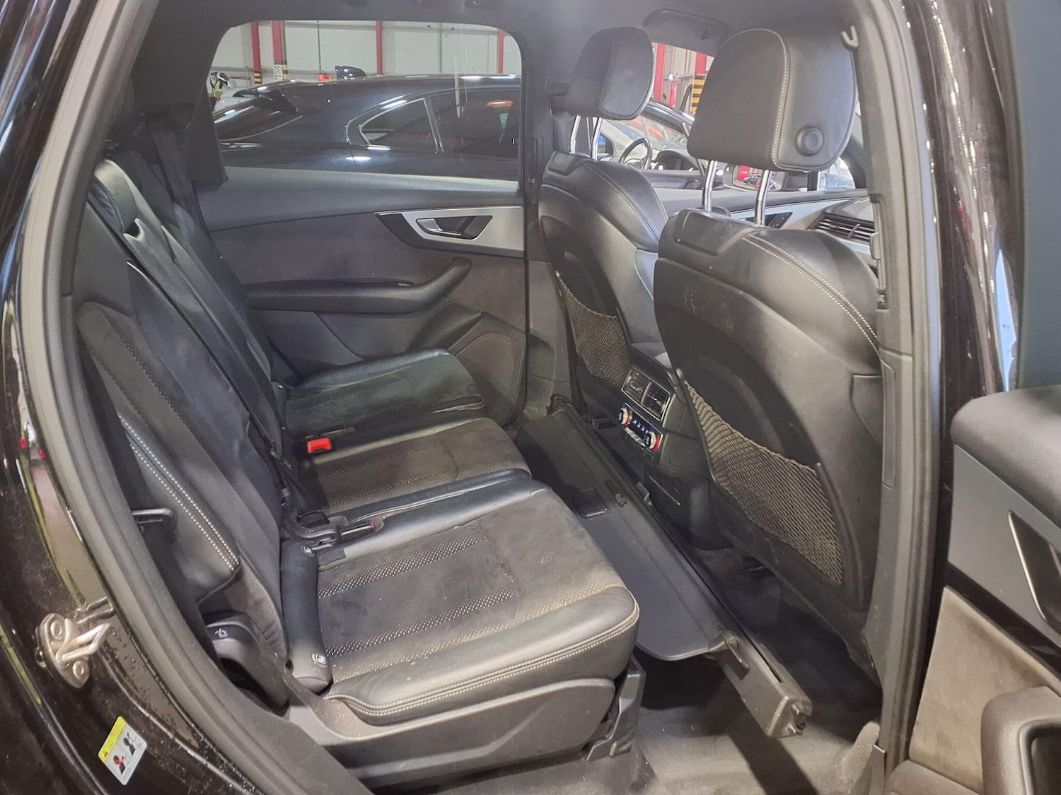 Used Audi Q7 2015 for sale - 76151376: Photo 25