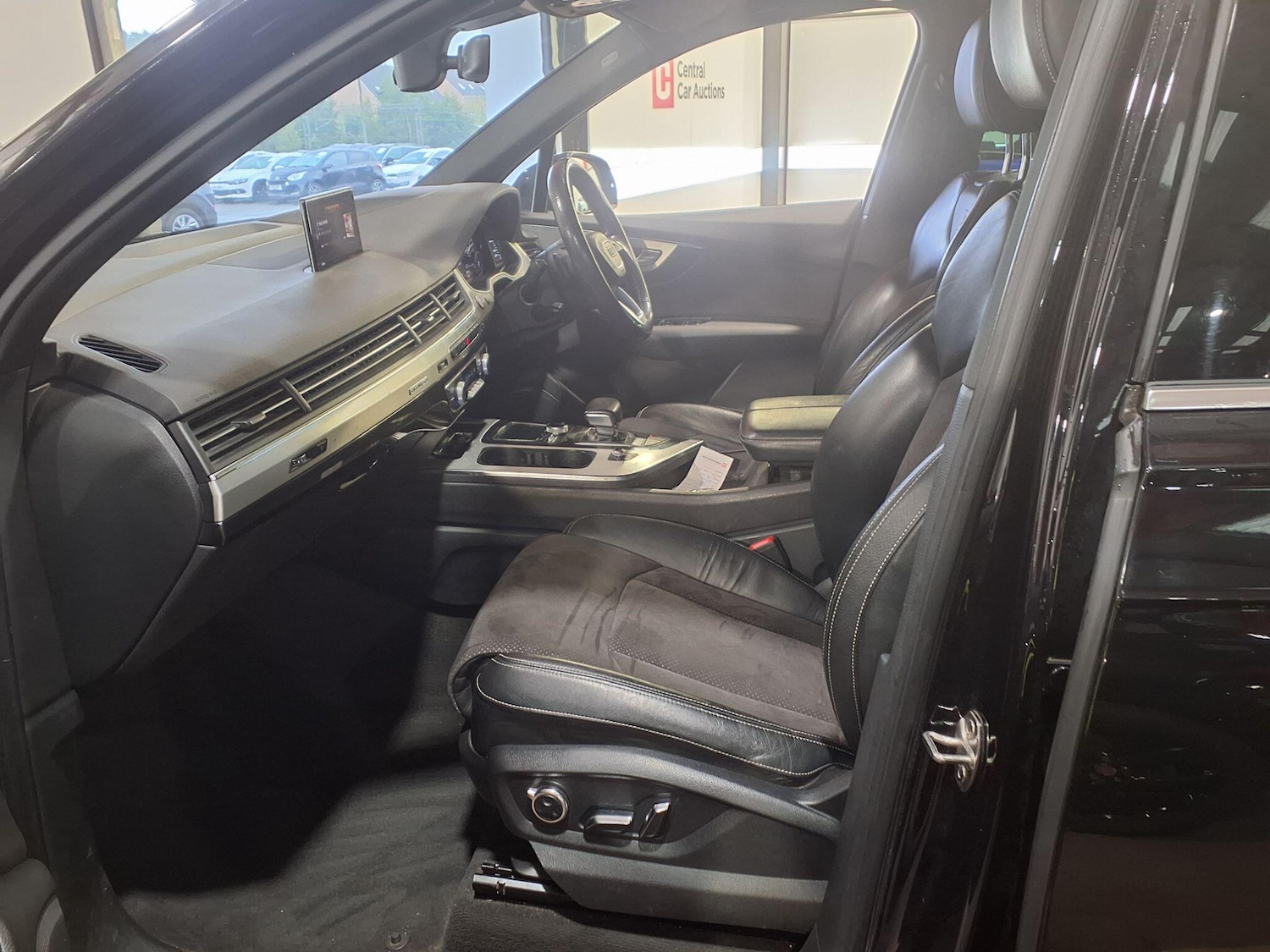 Used Audi Q7 2015 for sale - 76151376: Photo 29