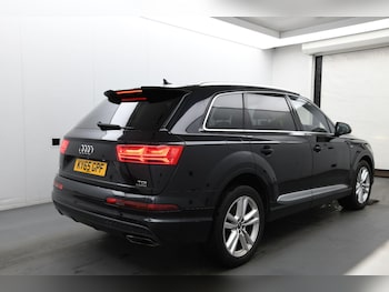 Used Audi Q7 2015 for sale - 76151376: Photo 4