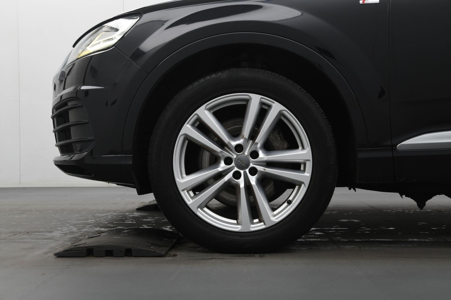 Used Audi Q7 2015 for sale - 76151376: Photo 9