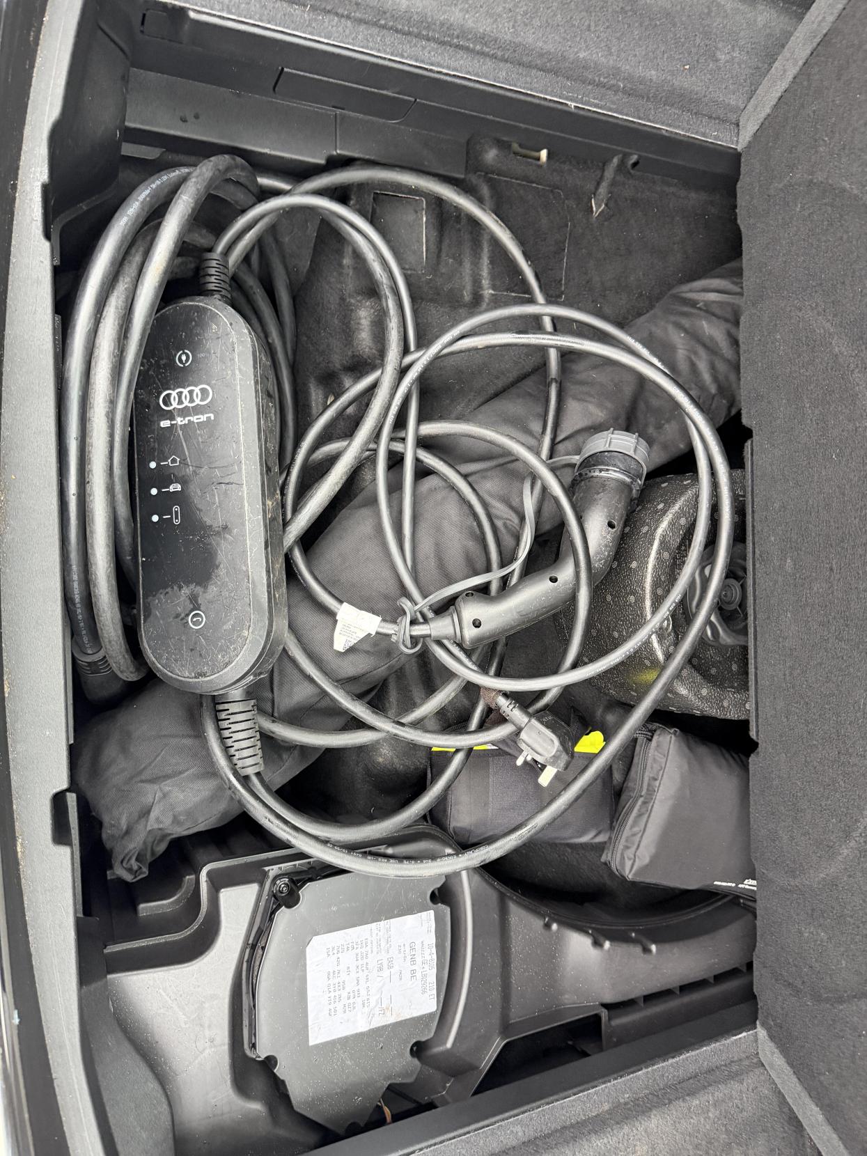 Used Audi e-tron 2020 for sale - 77381177: Photo 25