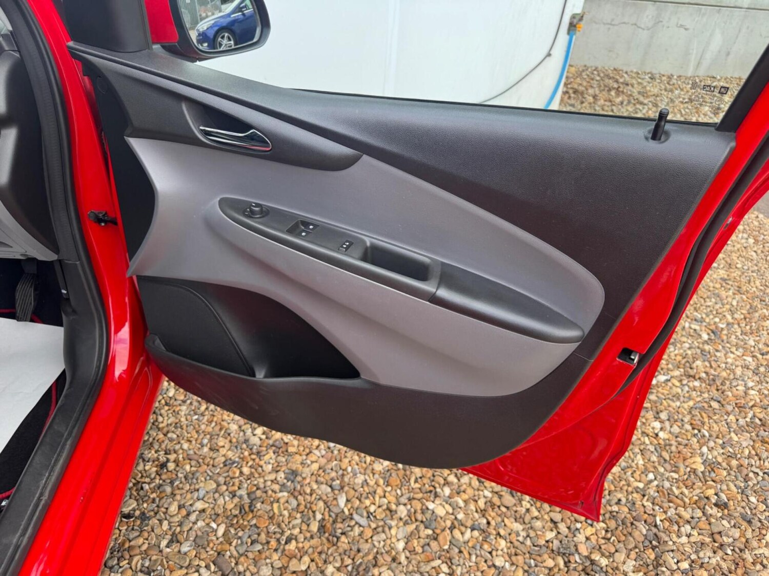 Used Vauxhall Viva 2015 for sale - 76640740: Photo 19