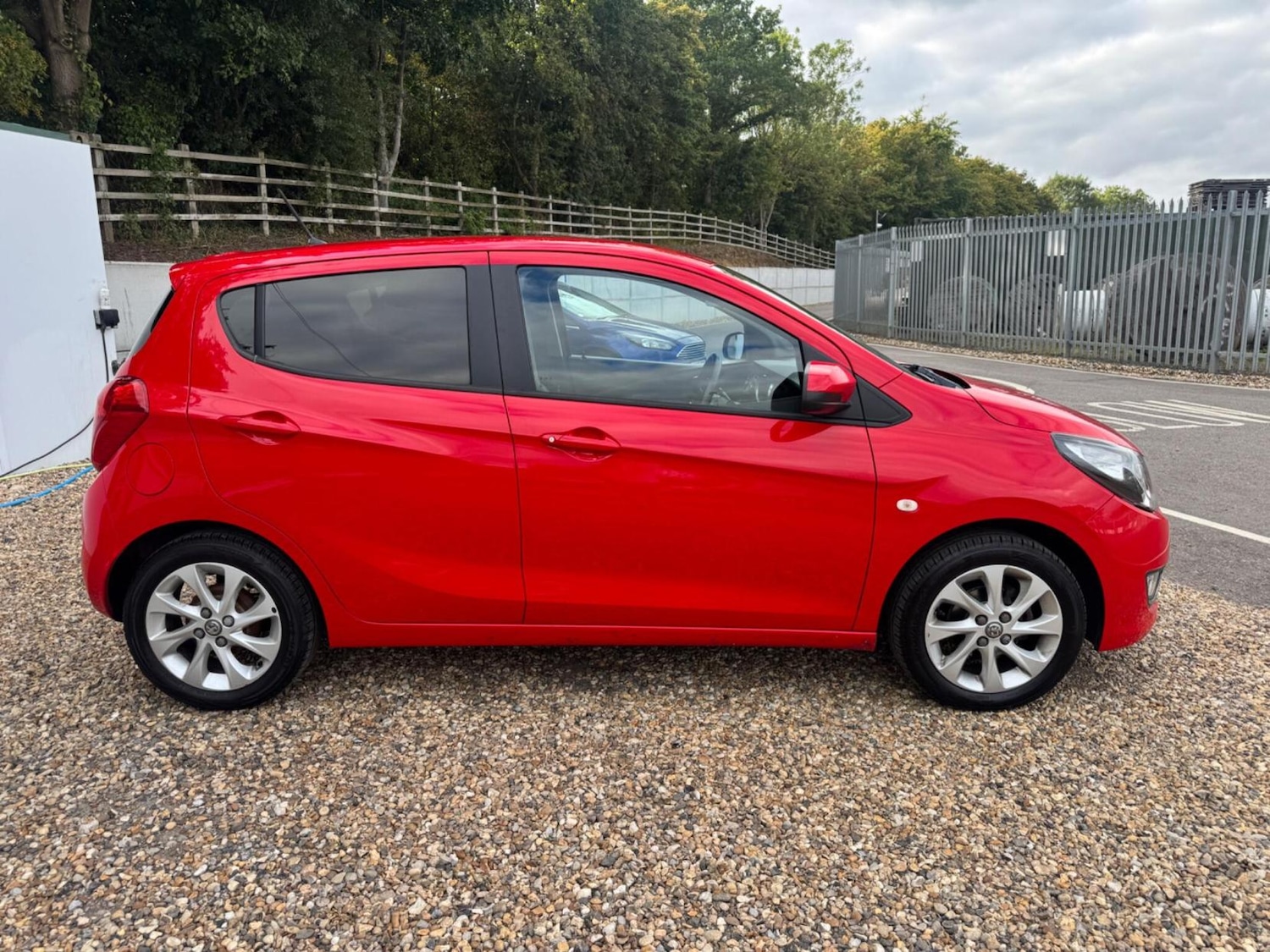Used Vauxhall Viva 2015 for sale - 76640740: Photo 8