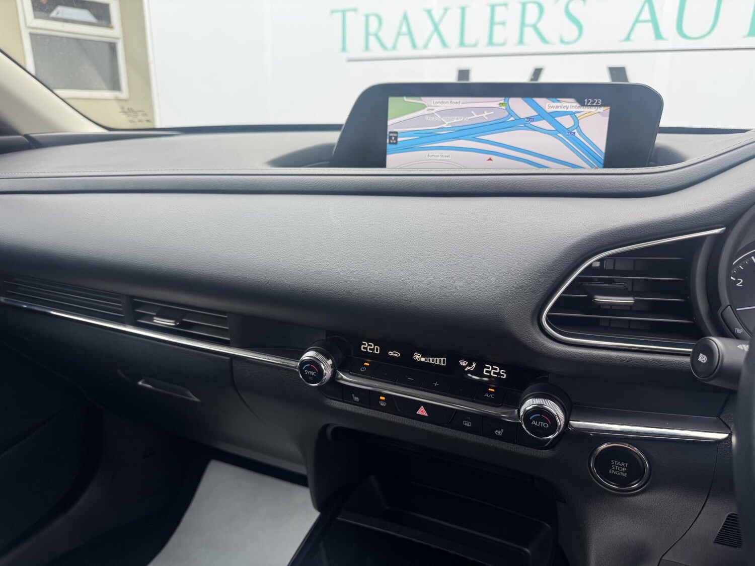 Used Mazda CX-30 2023 for sale - 76640737: Photo 14