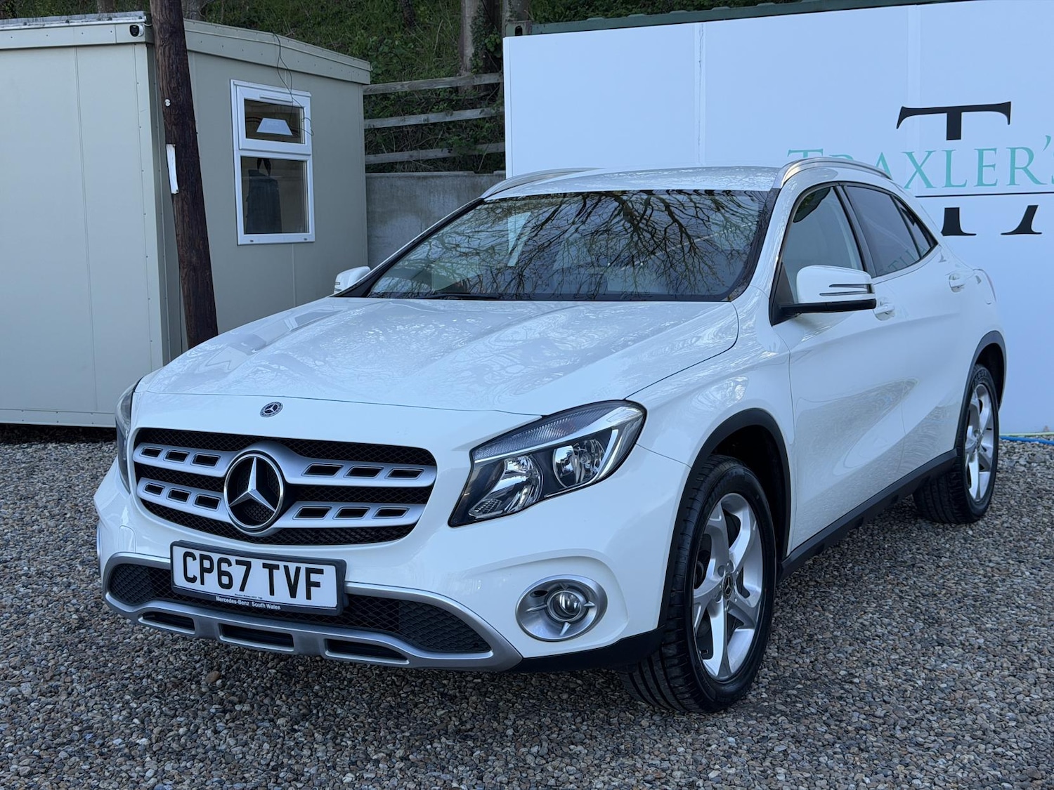 Used Mercedes-Benz GLA 2017 for sale - 78156437: Photo 2