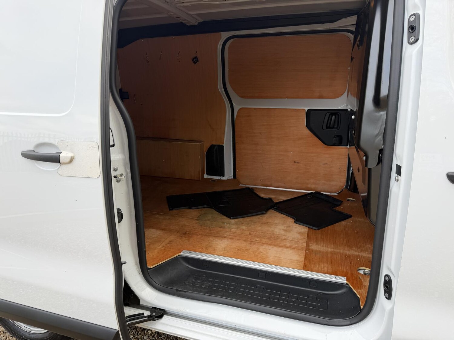 Used Vauxhall Vivaro 2024 for sale - 77819163: Photo 21