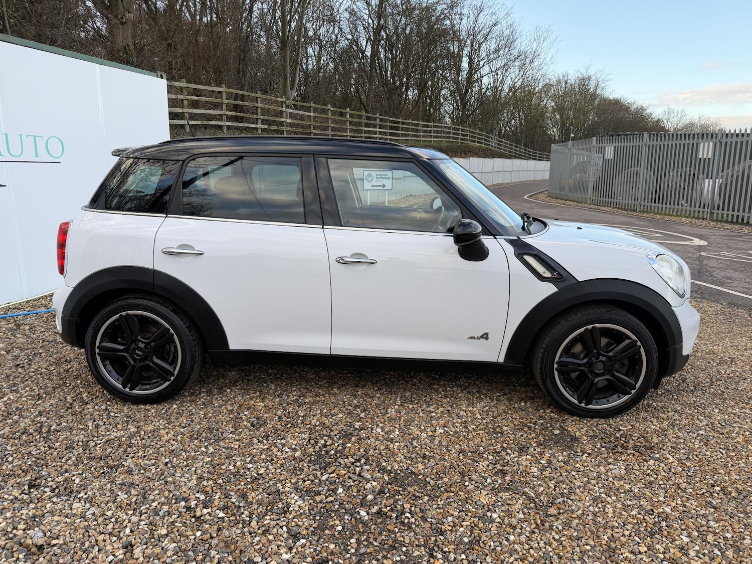Used MINI Countryman 2011 for sale - 77607153: Photo 6