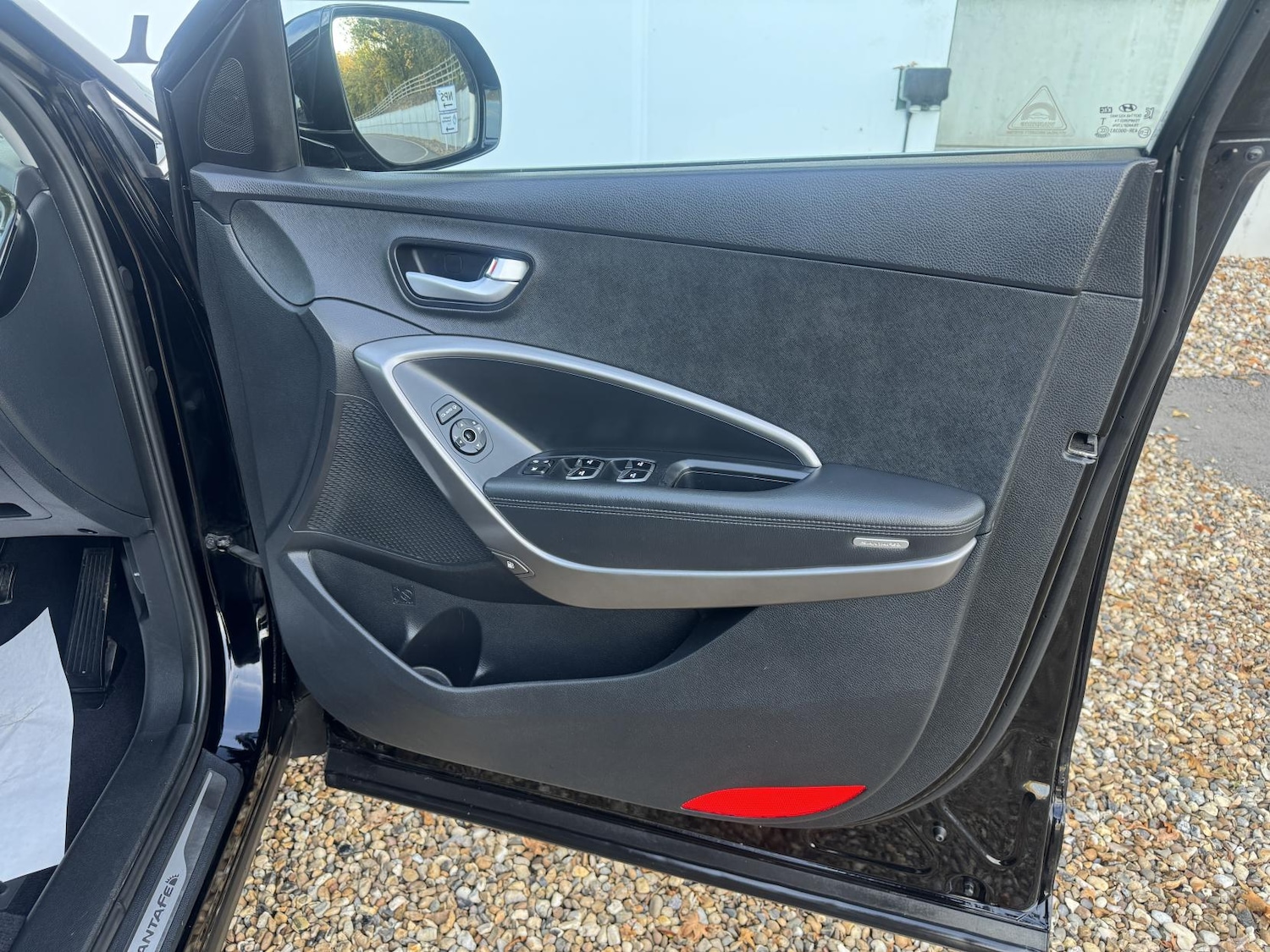 Used Hyundai Santa Fe 2015 for sale - 76640735: Photo 21