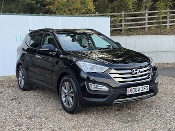 Used Hyundai Santa Fe 2015 for sale - 76640735: Photo