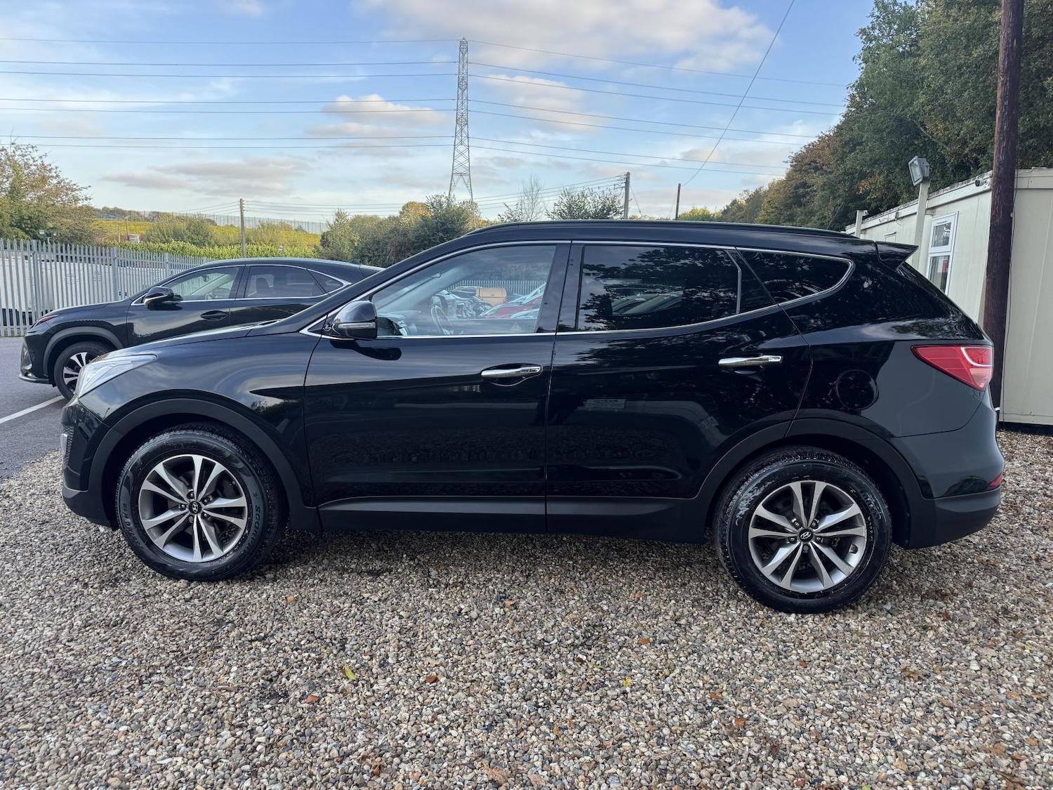 Used Hyundai Santa Fe 2015 for sale - 76640735: Photo 5