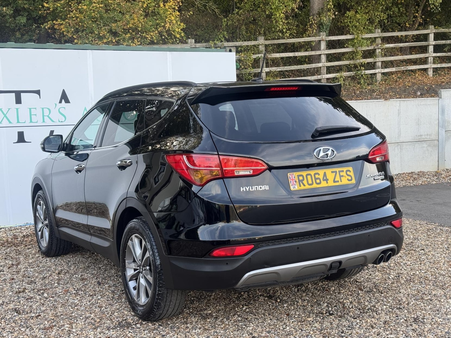 Used Hyundai Santa Fe 2015 for sale - 76640735: Photo 7