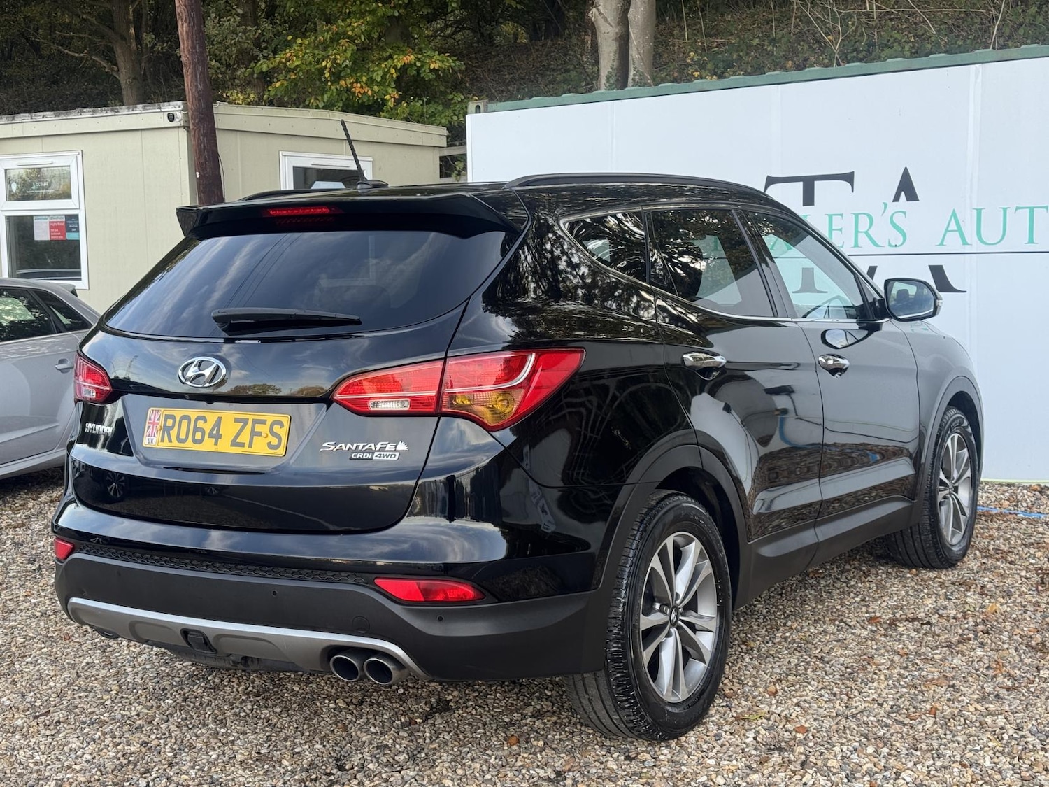 Used Hyundai Santa Fe 2015 for sale - 76640735: Photo 8