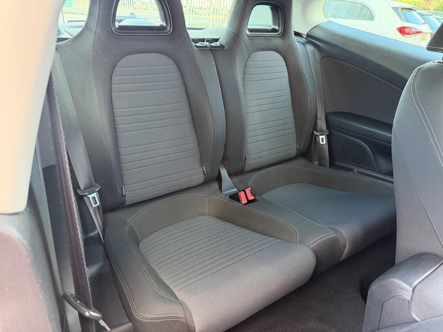 Used Volkswagen Scirocco 2013 for sale - 77607151: Photo 11