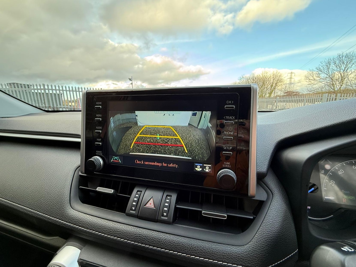 Used Toyota RAV4 2020 for sale - 77233717: Photo 15