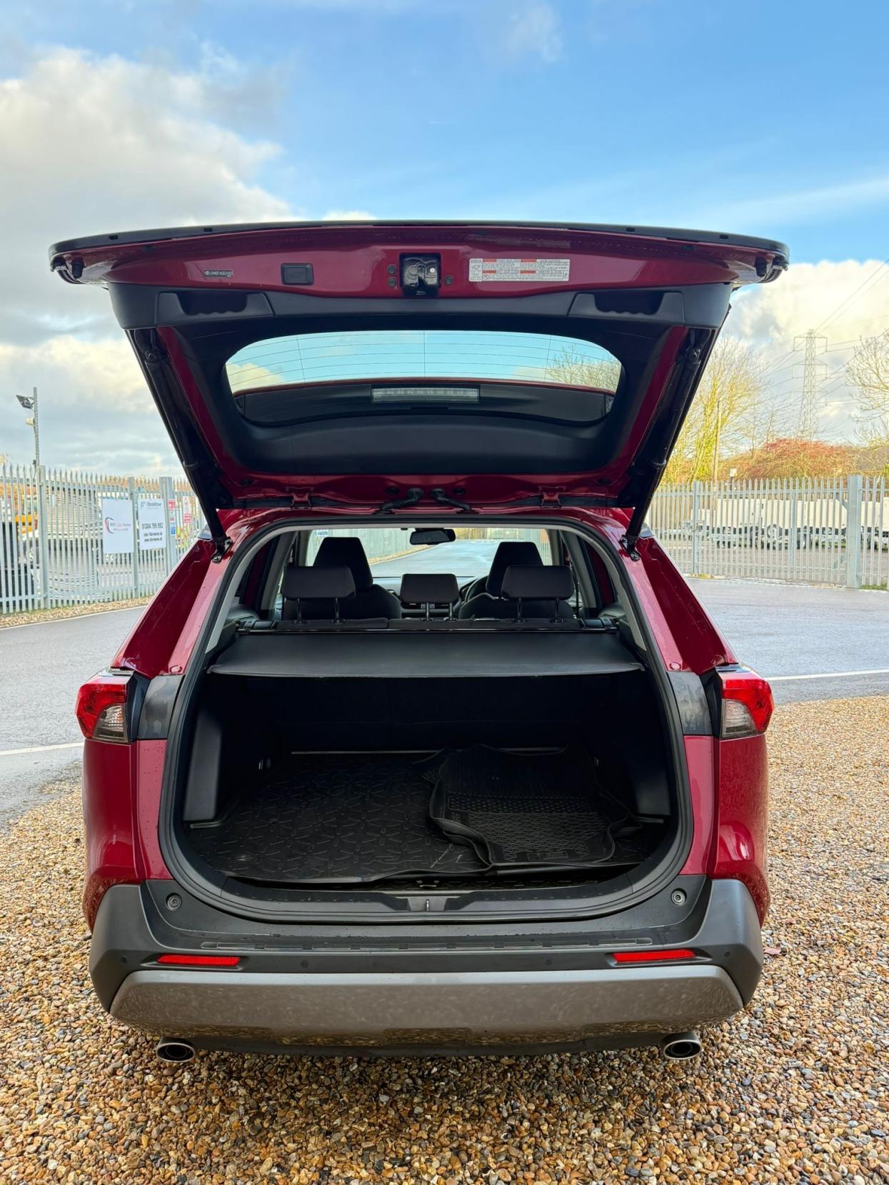 Used Toyota RAV4 2020 for sale - 77233717: Photo 17