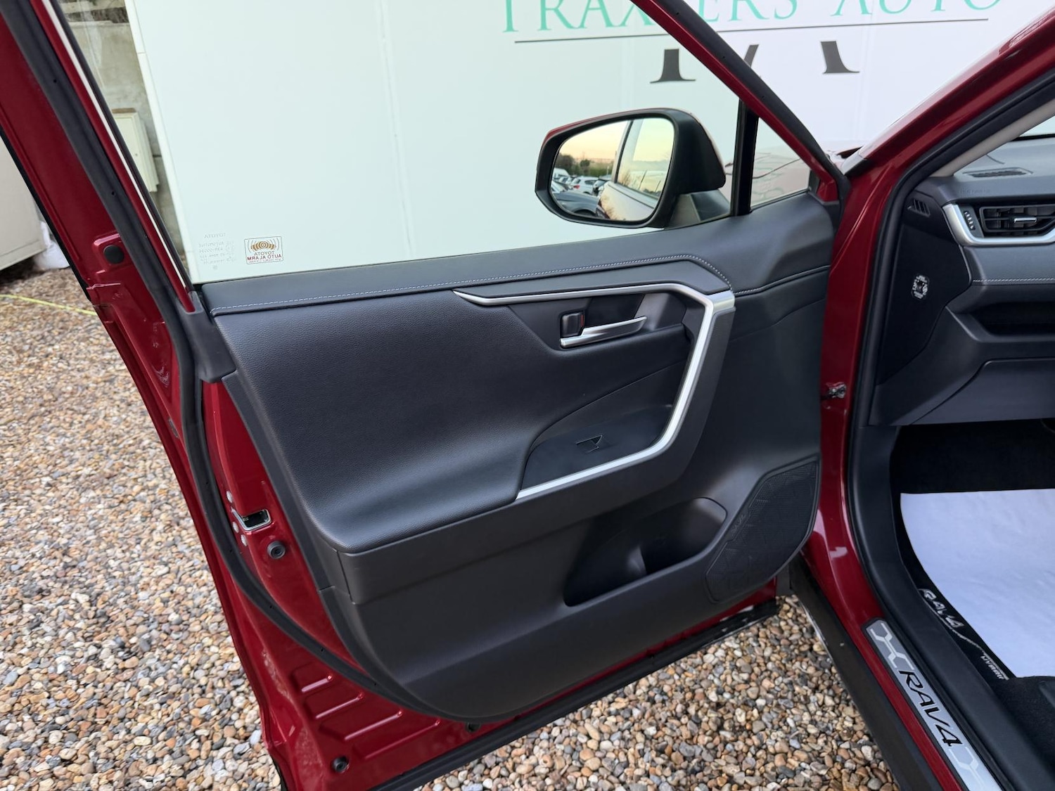 Used Toyota RAV4 2020 for sale - 77233717: Photo 21