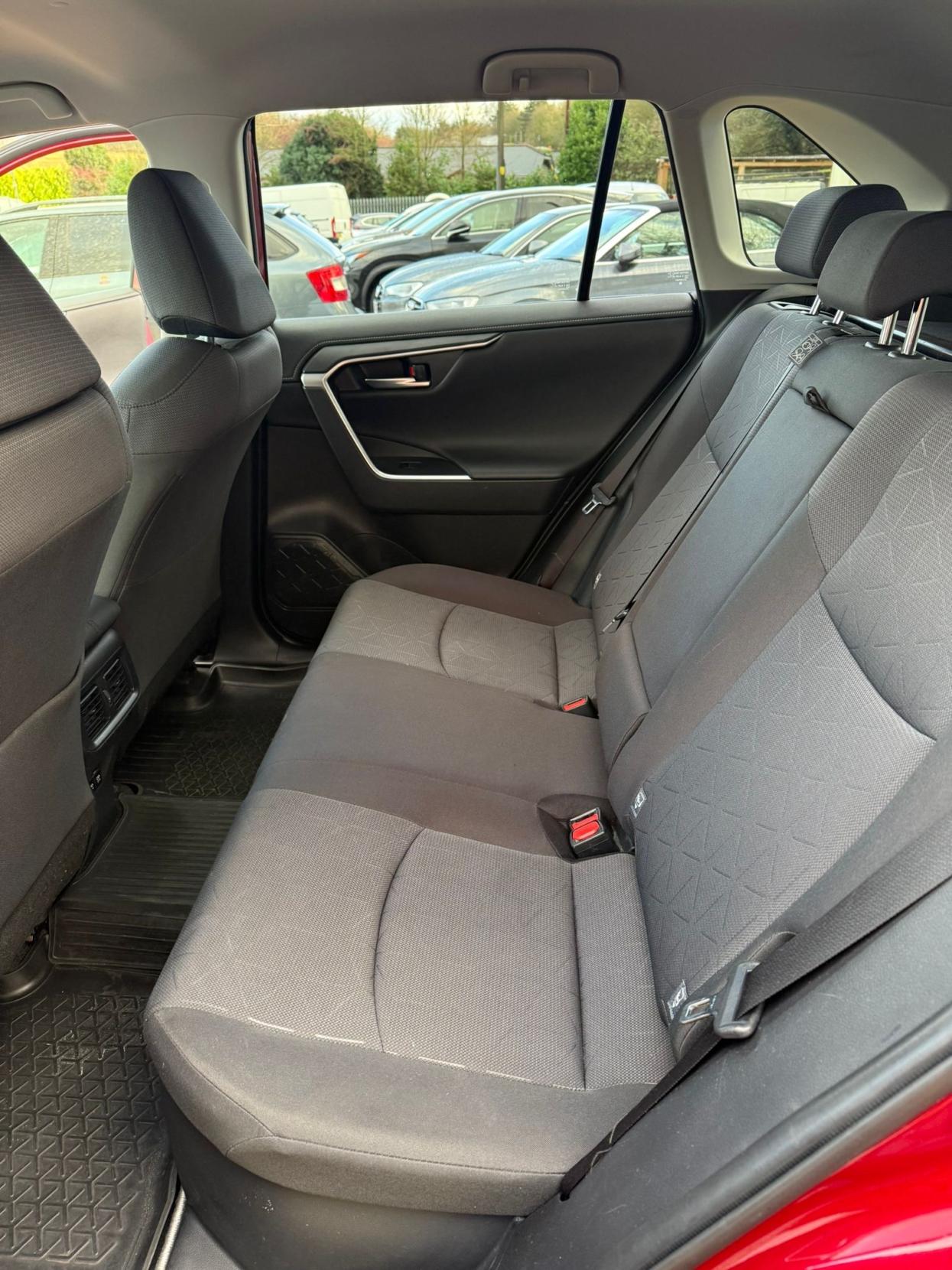 Used Toyota RAV4 2020 for sale - 77233717: Photo 9