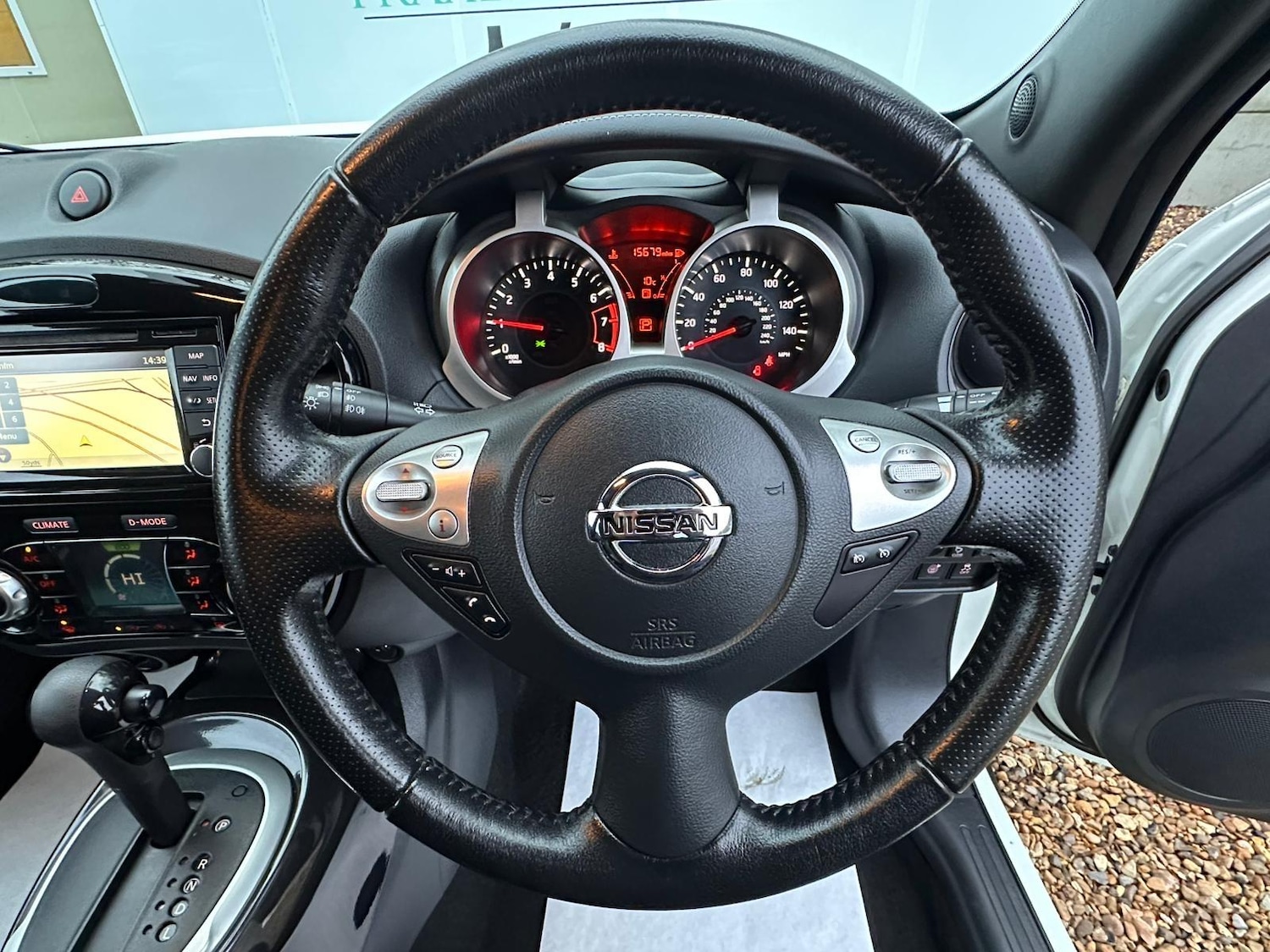 Used Nissan Juke 2015 for sale - 77106257: Photo 32