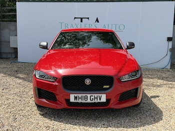 Used Jaguar XE 2018 for sale - 78682139: Photo