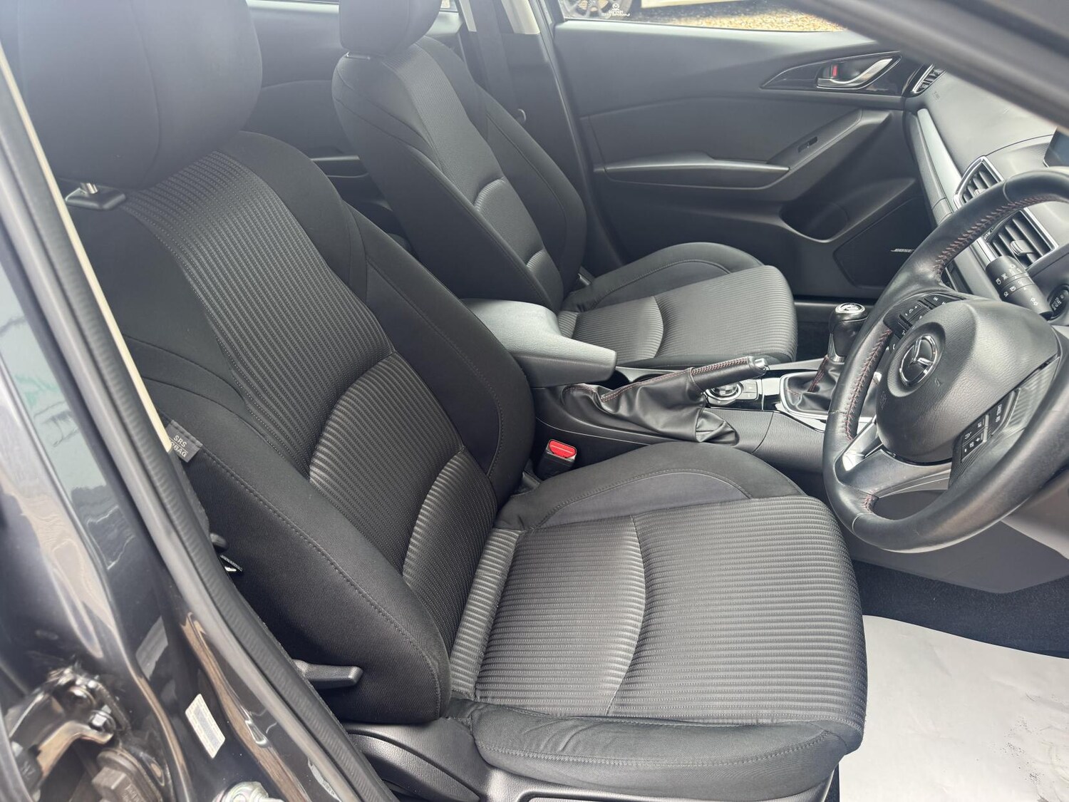 Used Mazda Mazda3 2015 for sale - 76640748: Photo 16