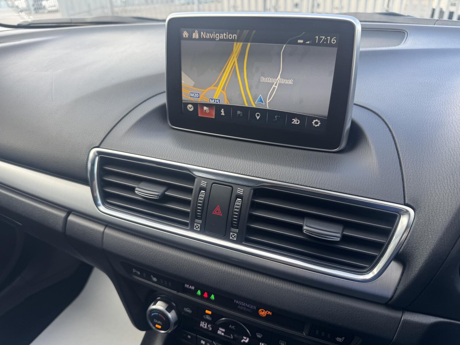 Used Mazda Mazda3 2015 for sale - 76640748: Photo 17