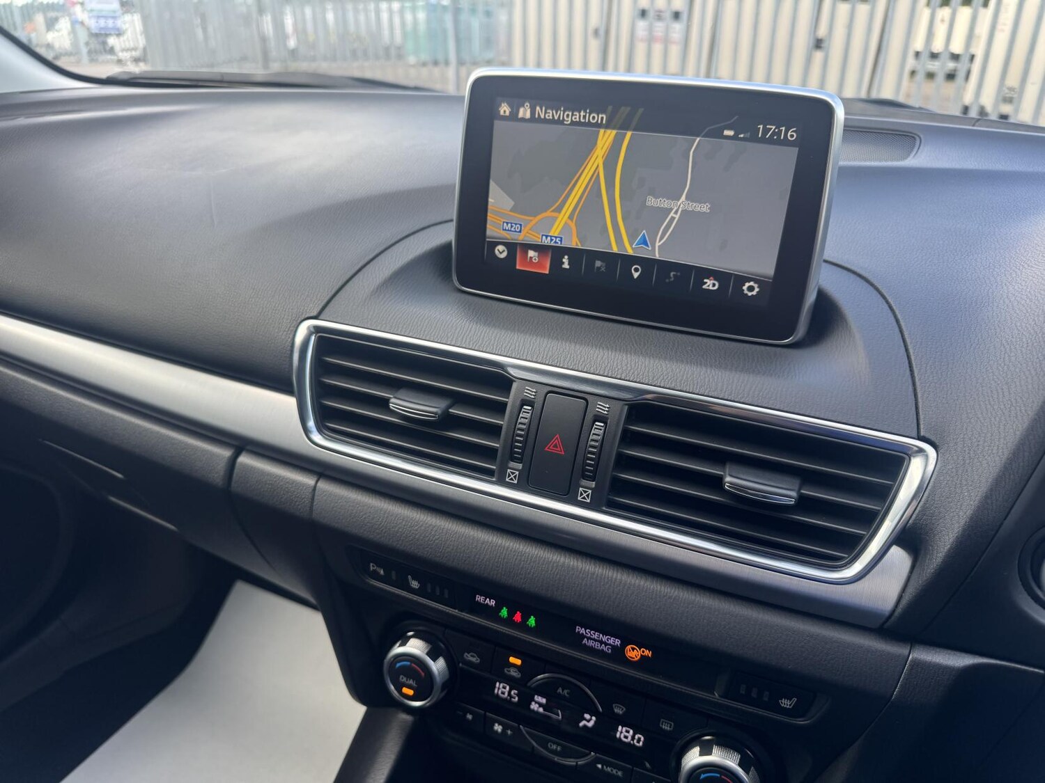 Used Mazda Mazda3 2015 for sale - 76640748: Photo 19