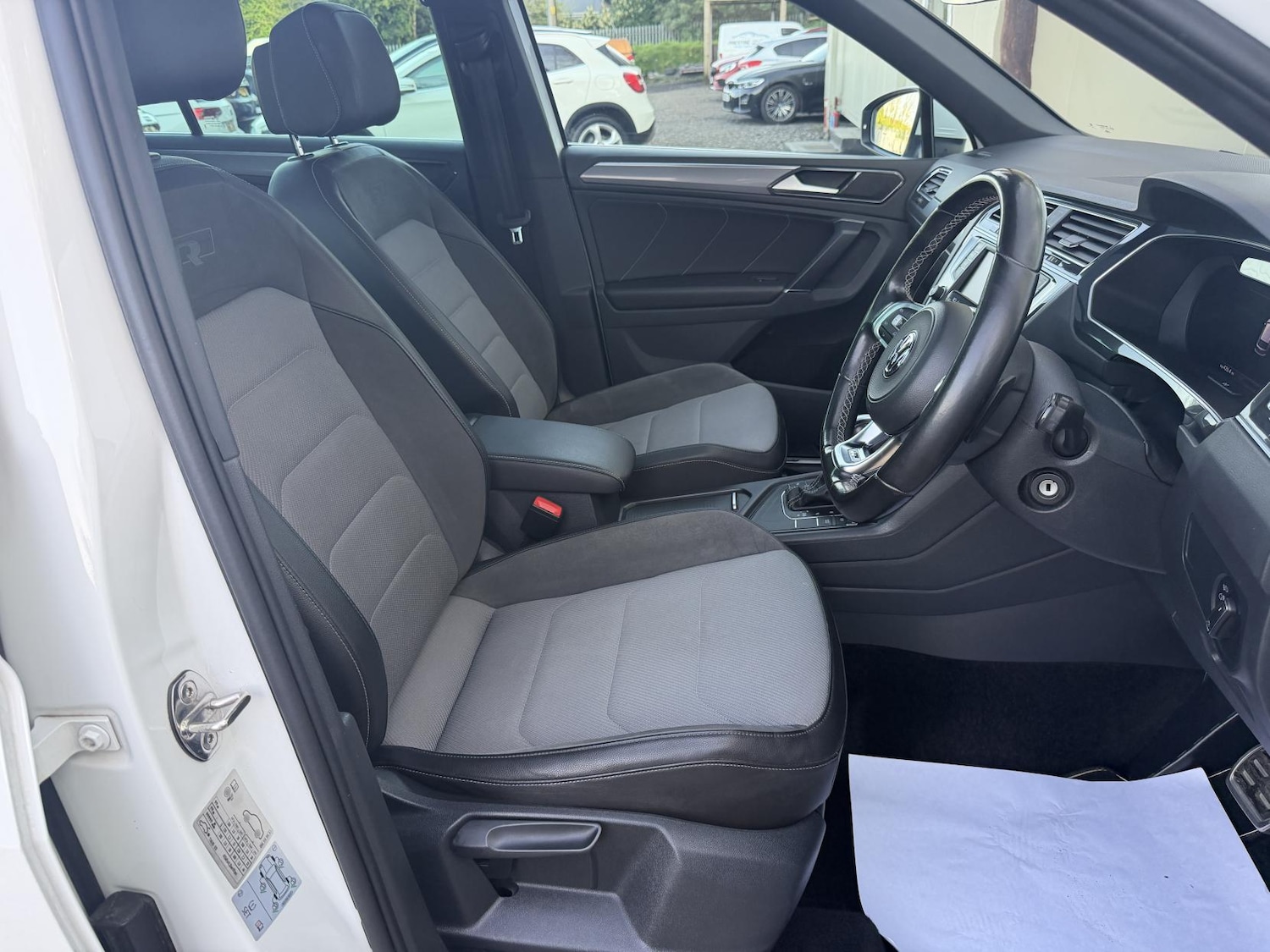 Used Volkswagen Tiguan 2017 for sale - 78170024: Photo 14