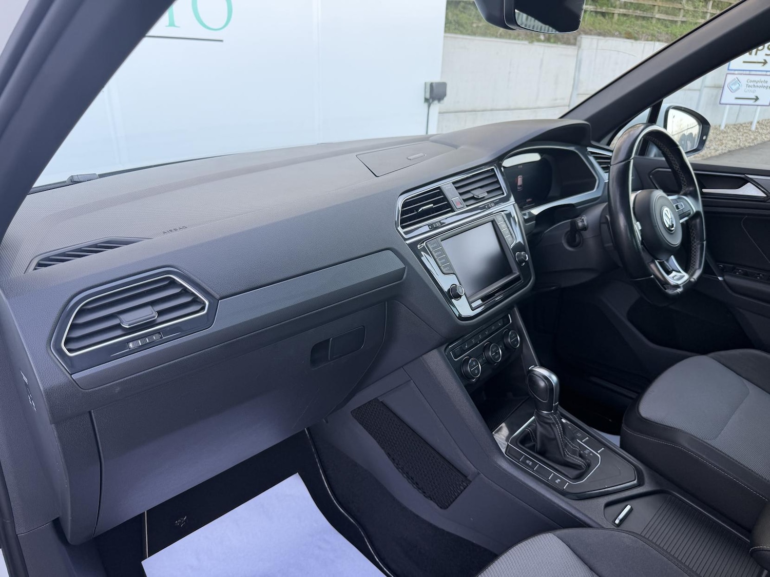 Used Volkswagen Tiguan 2017 for sale - 78170024: Photo 16