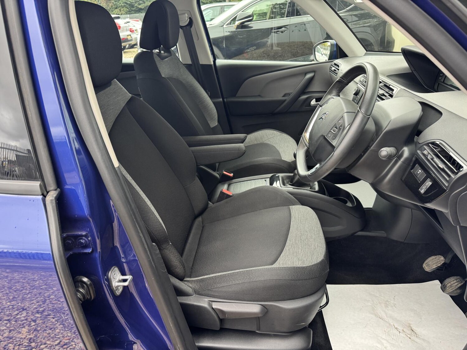 Used Citroen C4 2018 for sale - 76640720: Photo 10