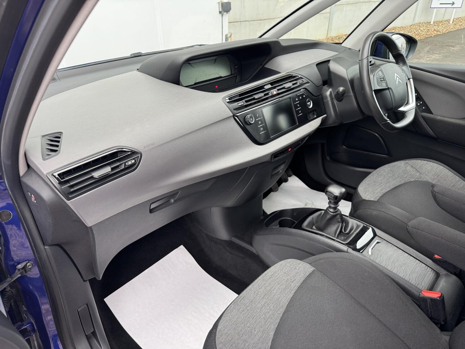 Used Citroen C4 2018 for sale - 76640720: Photo 11