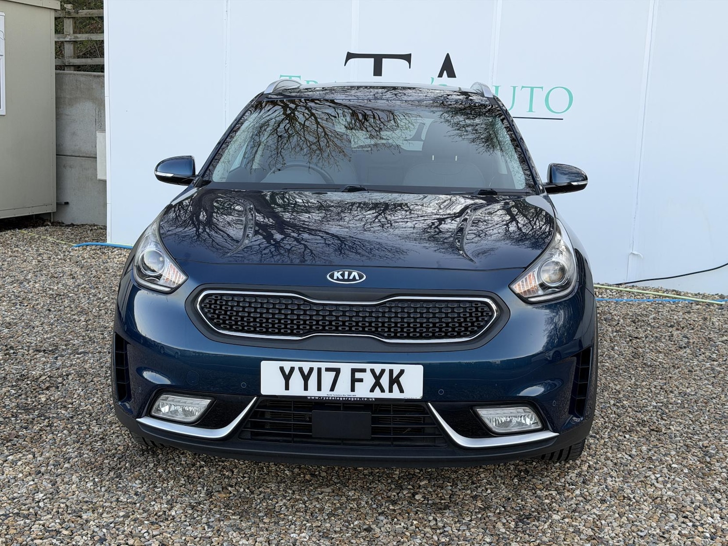 Used Kia Niro 2017 for sale - 77954460: Photo 2