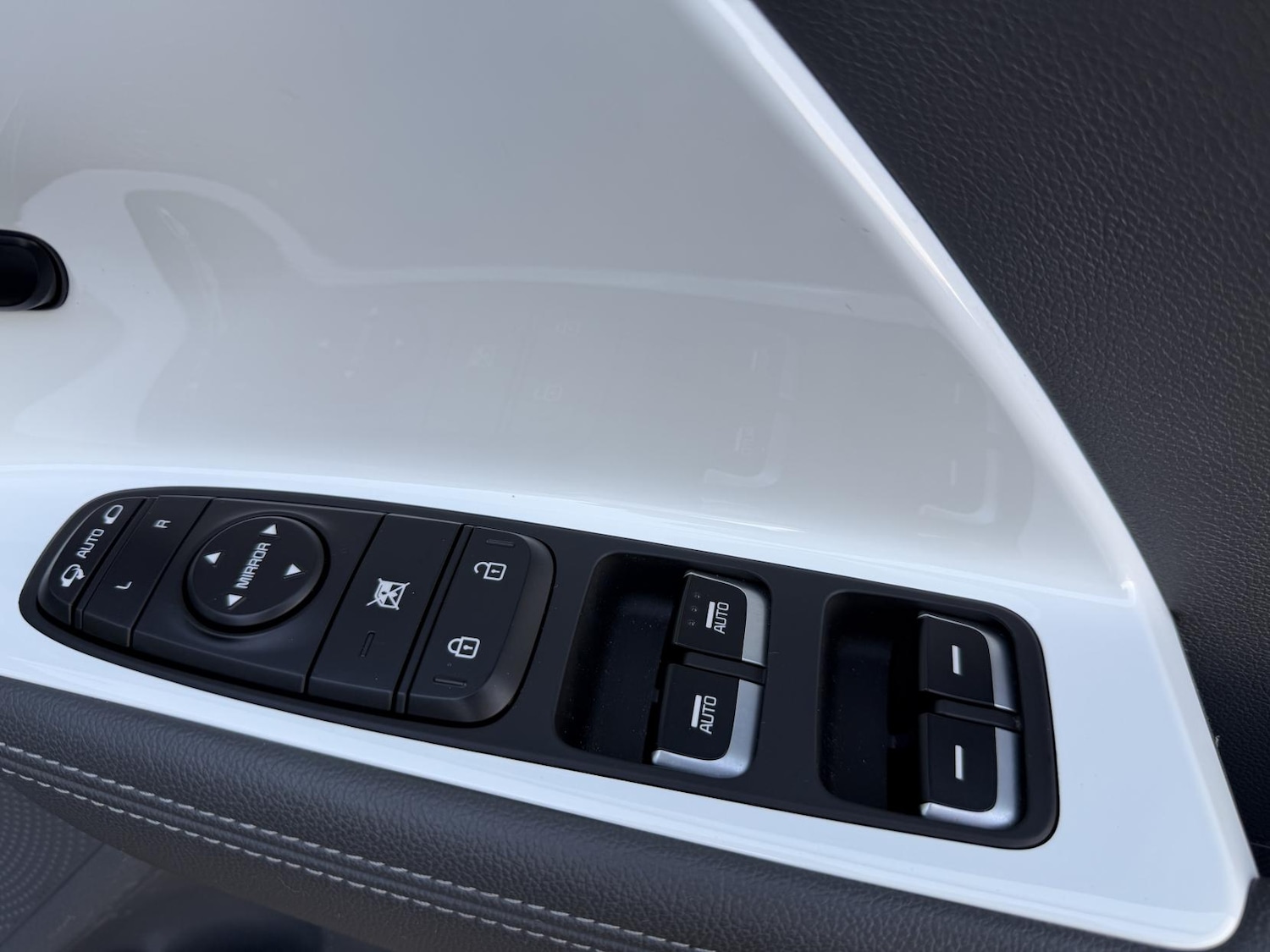 Used Kia Niro 2017 for sale - 77954460: Photo 35