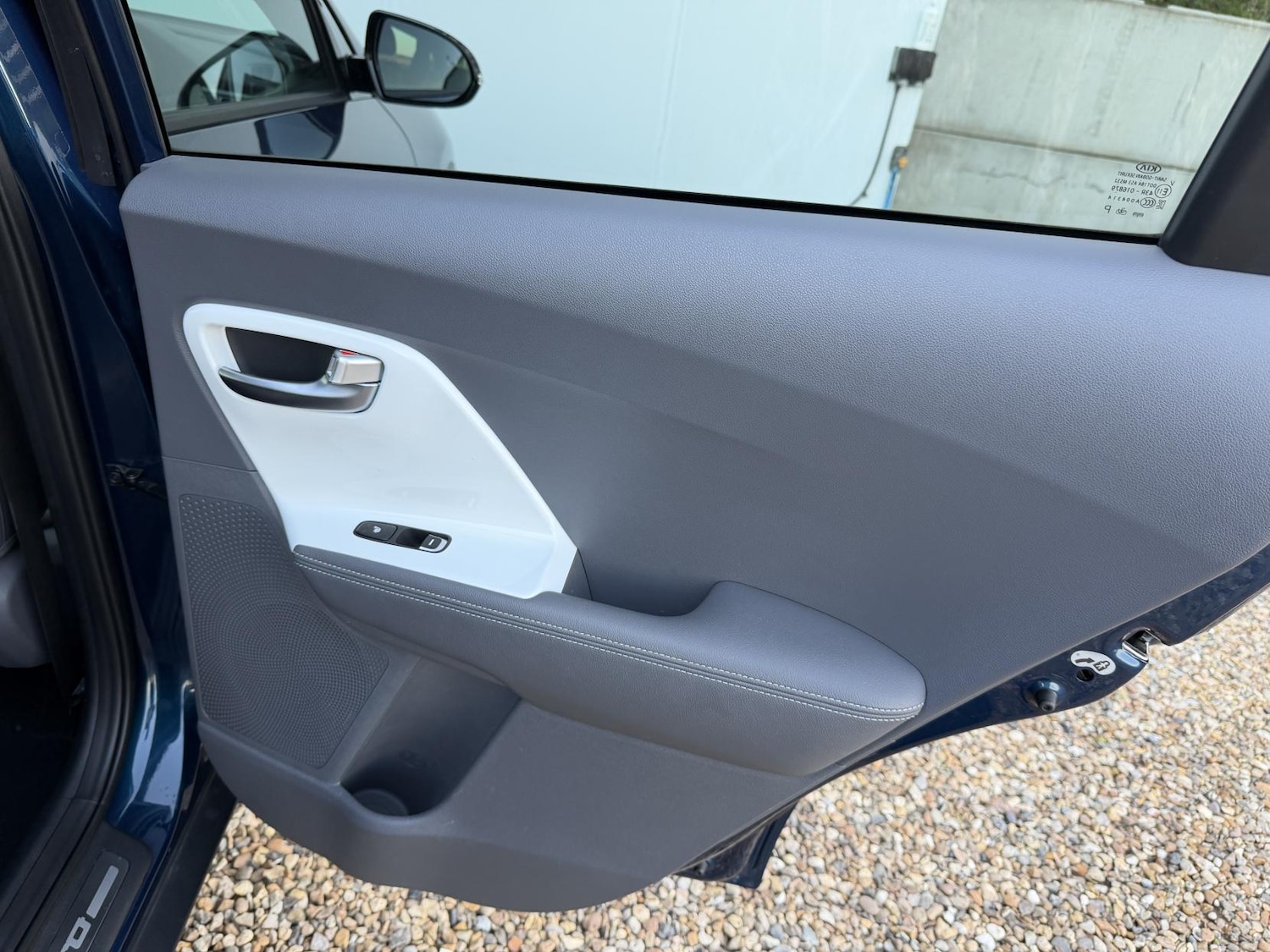 Used Kia Niro 2017 for sale - 77954460: Photo 40