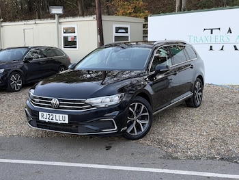 Used Volkswagen Passat 2022 for sale - 76741843: Photo