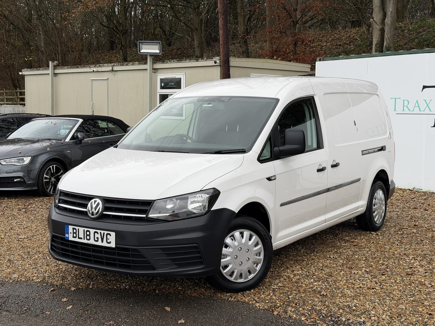Used Volkswagen Caddy Maxi 2018 for sale - 76862055: Photo 1