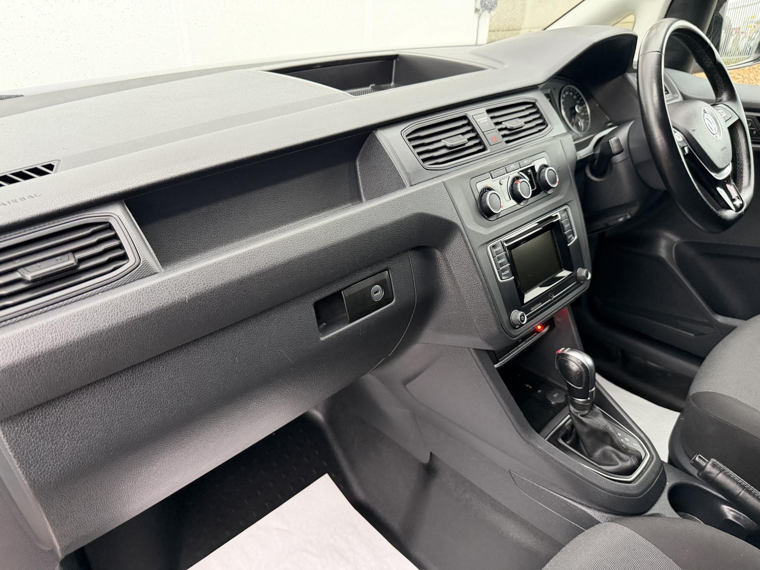 Used Volkswagen Caddy Maxi 2018 for sale - 76862055: Photo 18