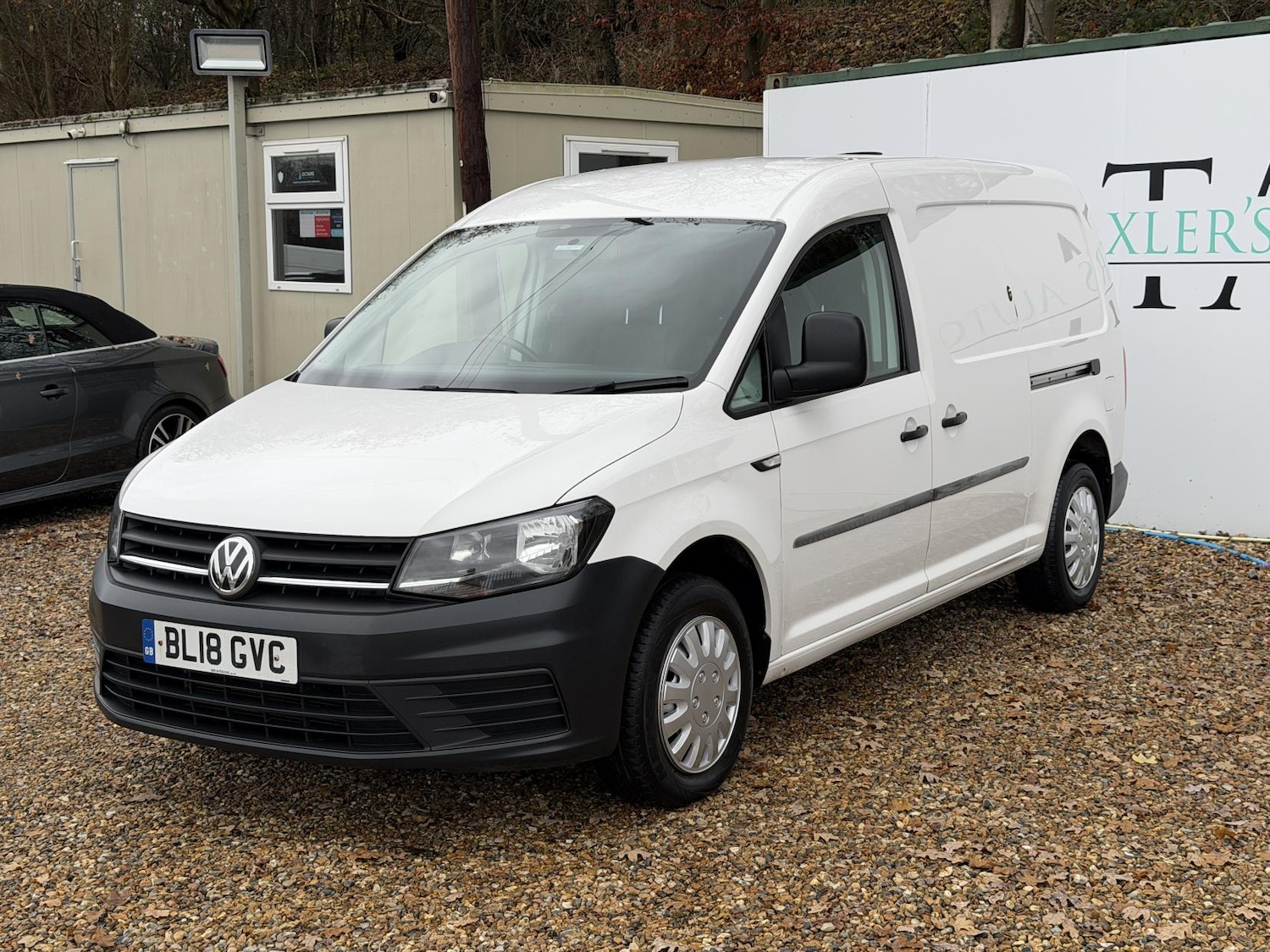 Used Volkswagen Caddy Maxi 2018 for sale - 76862055: Photo 4