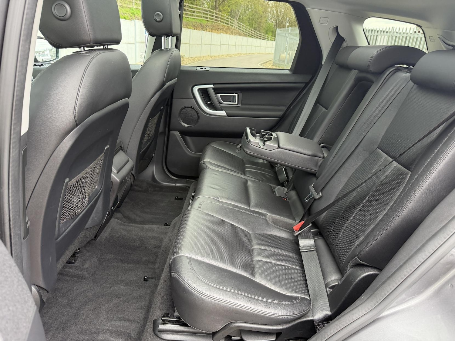 Used Land Rover Discovery Sport 2016 for sale - 78095293: Photo 14