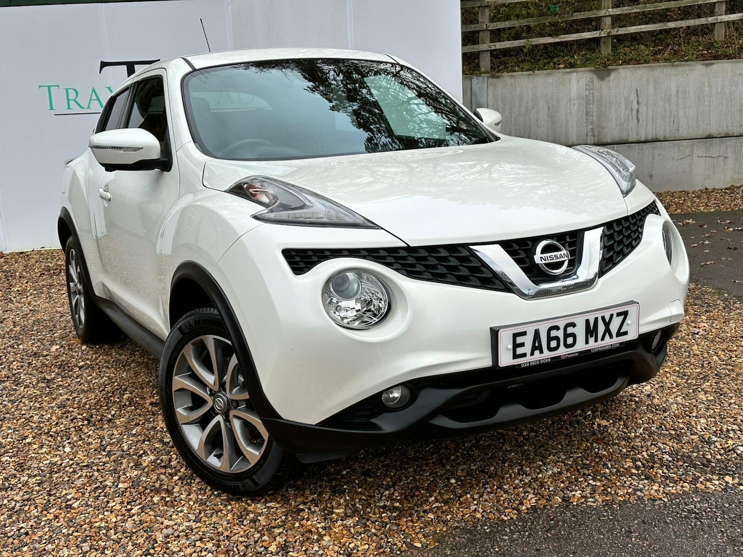 Used Nissan Juke 2016 for sale - 76688473: Photo 2