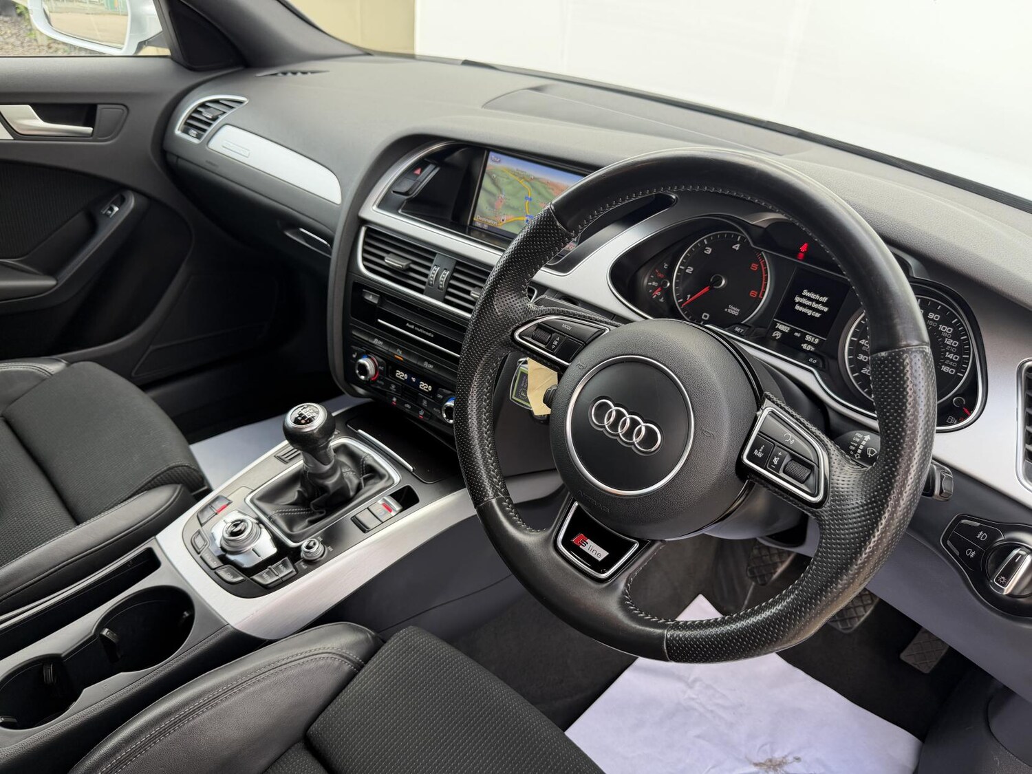 Used Audi A4 Avant 2015 for sale - 77570243: Photo 24