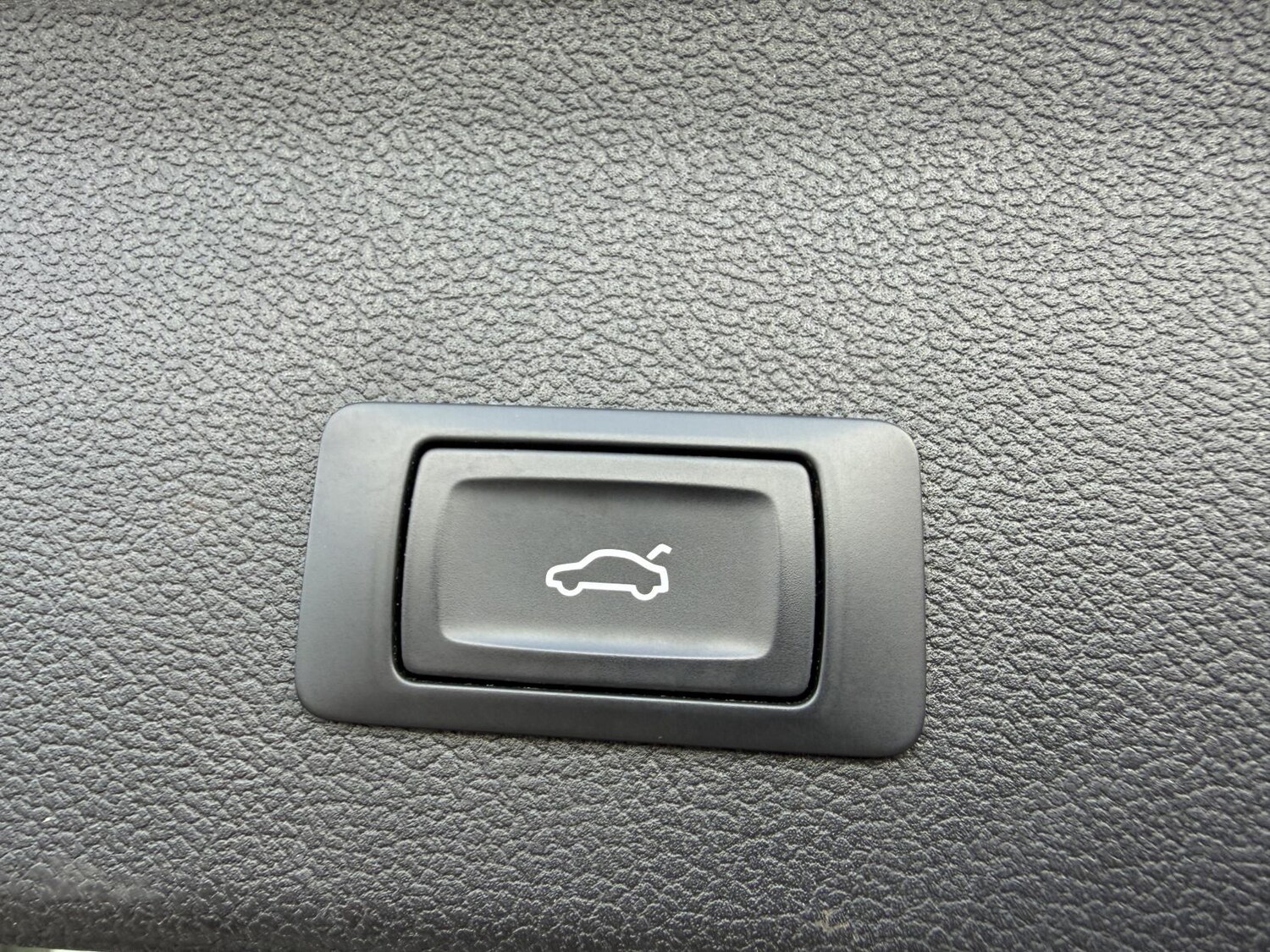 Used Audi A4 Avant 2015 for sale - 77570243: Photo 28